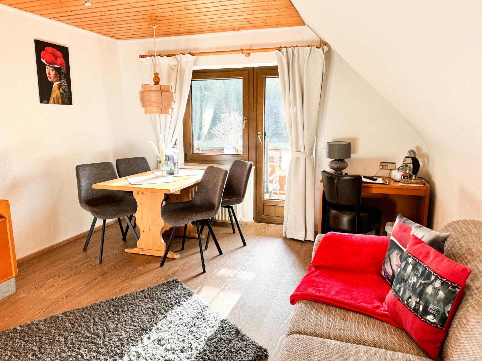Landgasthof Jostalstueble Titisee-Neustadt