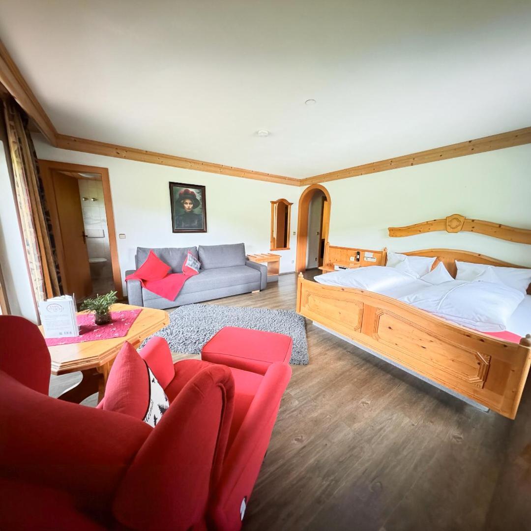 Hotel Landgasthof Jostalstueble 3*
