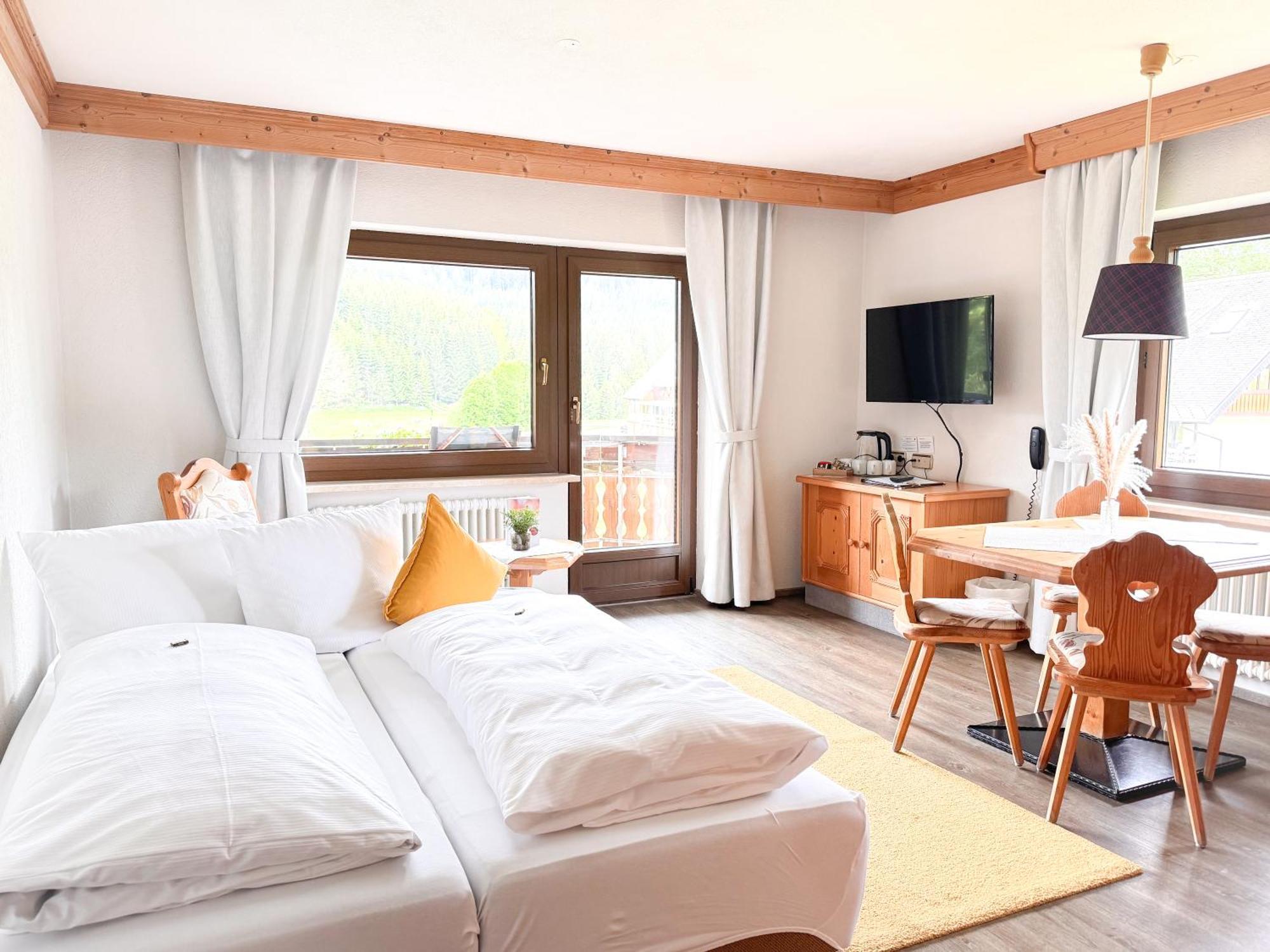Hotel Landgasthof Jostalstueble Titisee-Neustadt