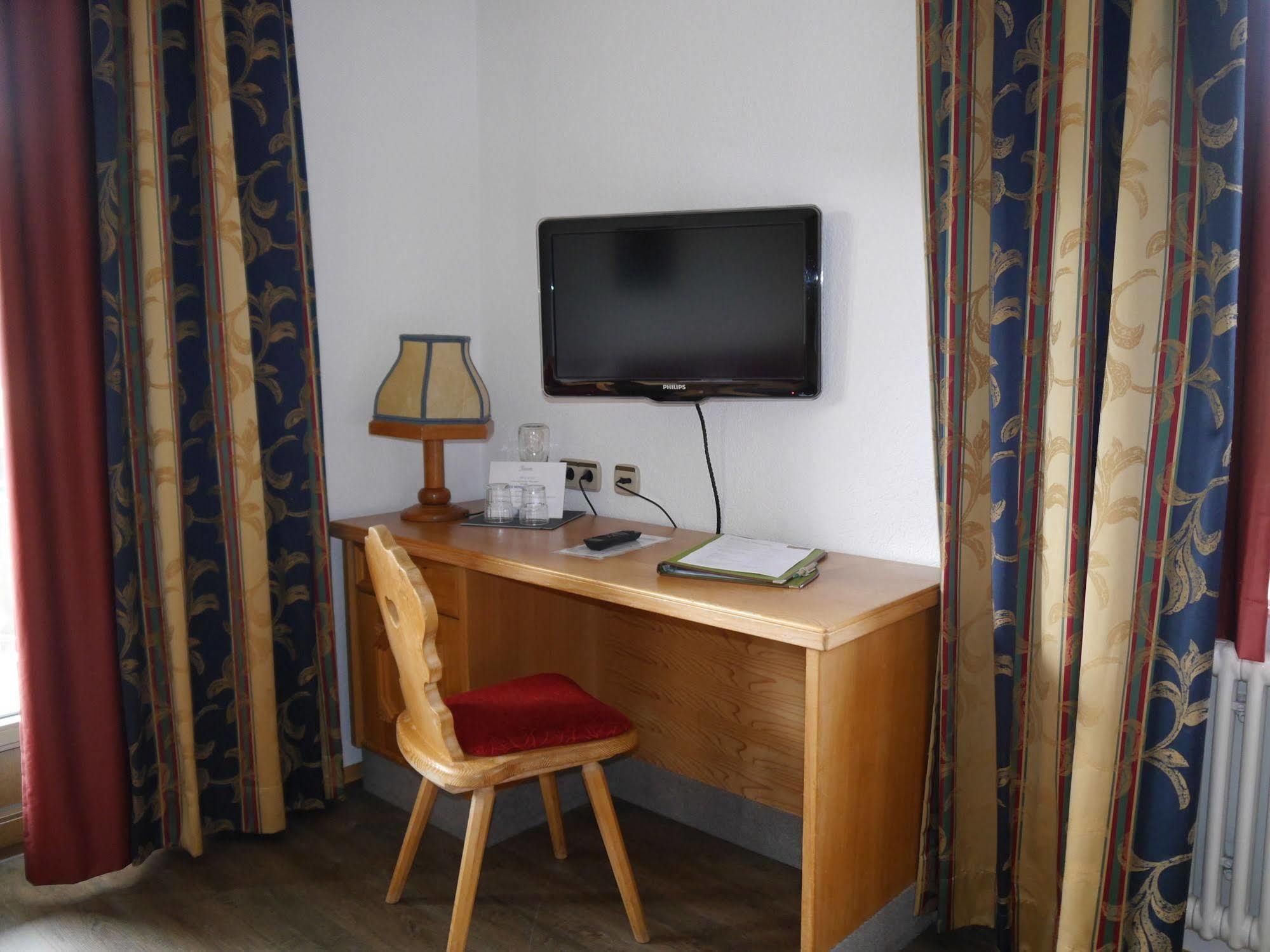 Landgasthof Jostalstueble Titisee-Neustadt