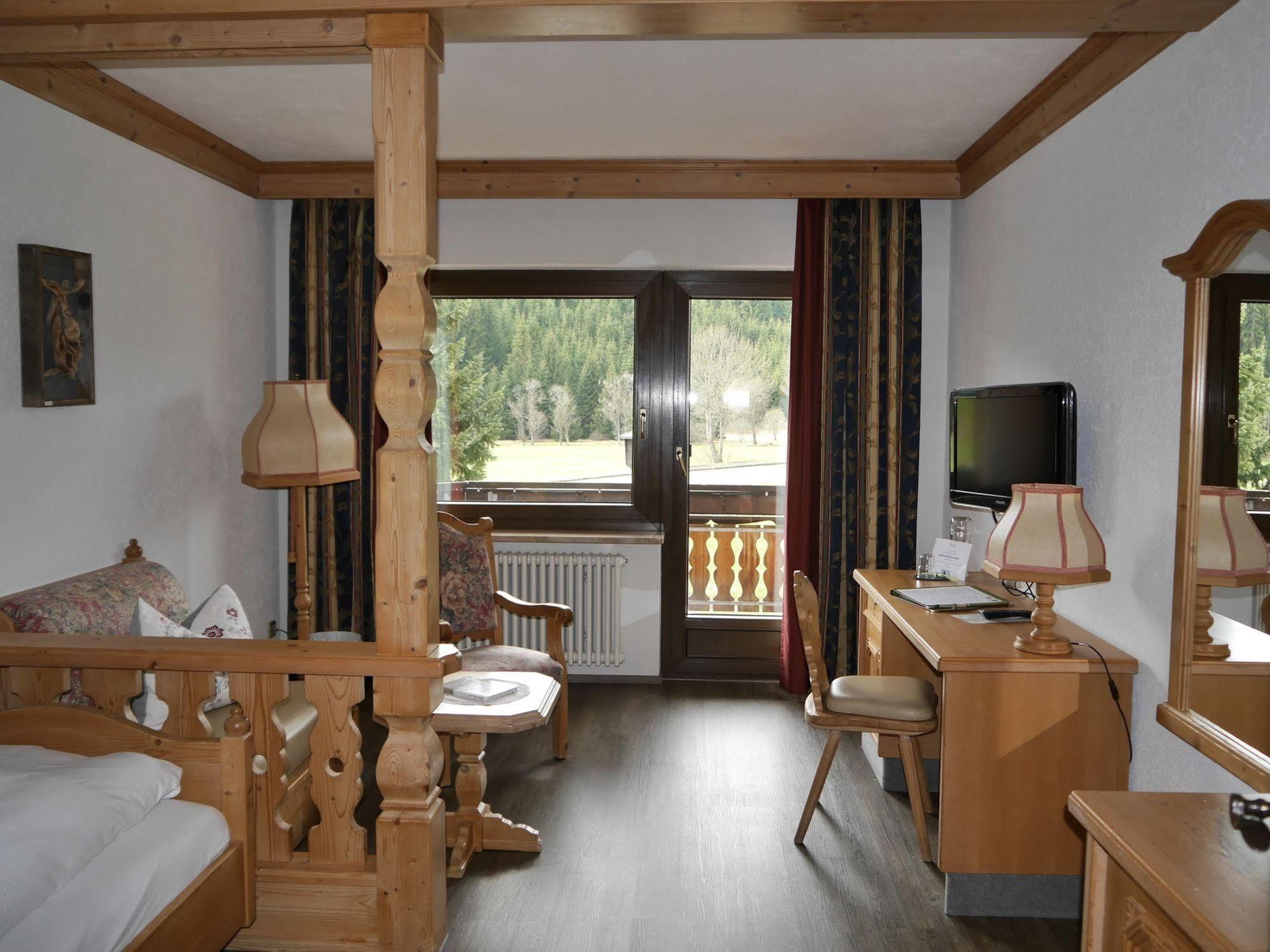 Hotel Landgasthof Jostalstueble 3*